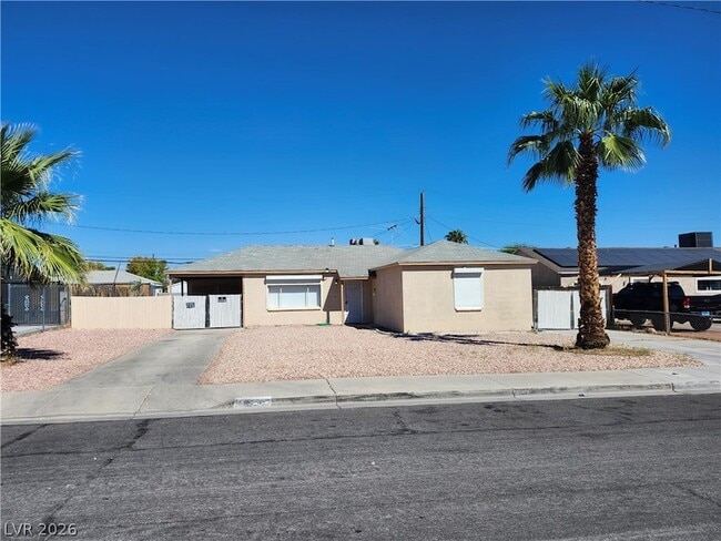 Building Photo - 4624 Evergreen Pl