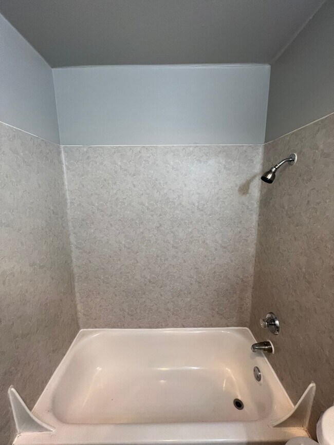 Interior Photo - Executive East