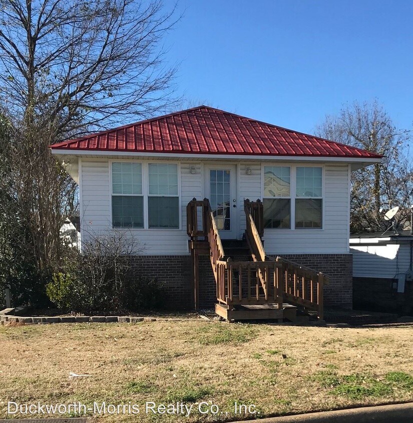 Primary Photo - 3 br, 2.5 bath House - 938 16th Avenue E