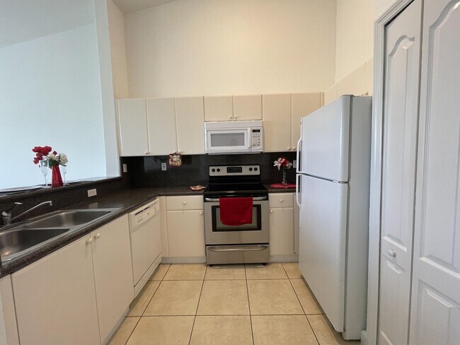 Foto del edificio - 2551 SE 16th Terrace