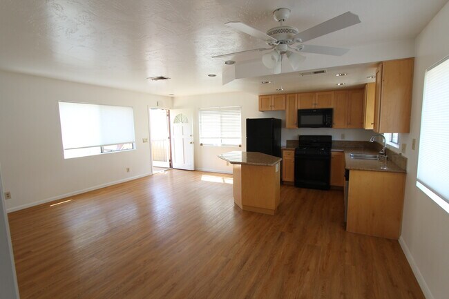 Kitchen - 2372 2nd St