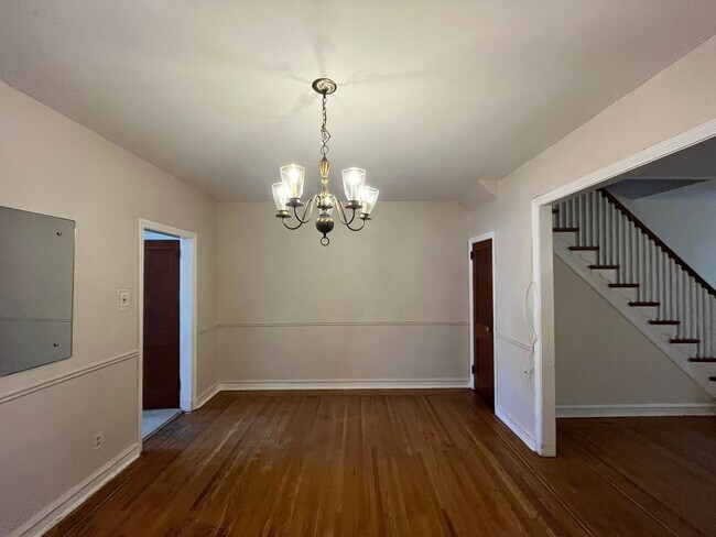 Foto del edificio - 3337 Disston St