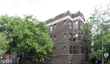 Building Photo - 1511 E 54th St