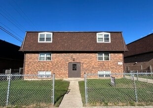 Building Photo - 1809 Gerald Dr