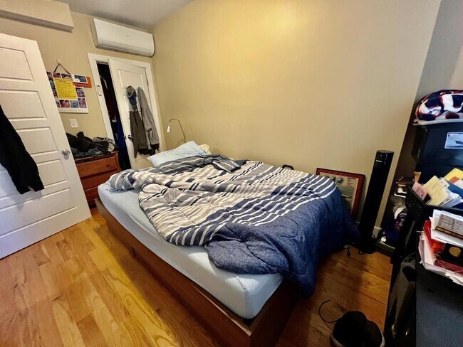 Foto del edificio - 832 Dorchester Ave