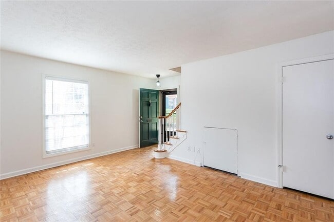 Foto del edificio - 3103 Colonial Way