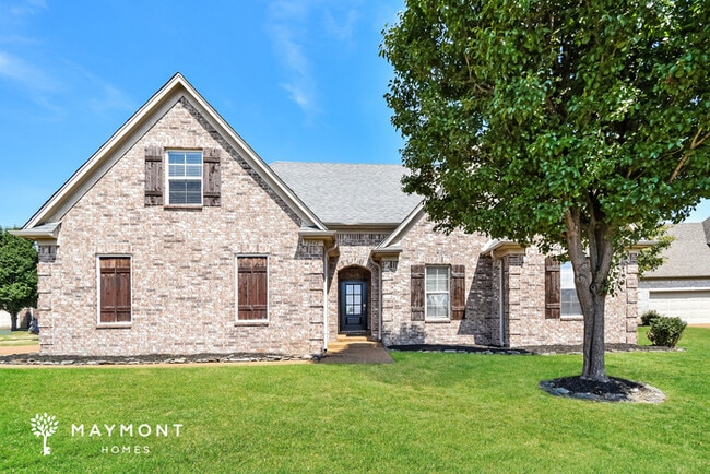 Building Photo - 2842 S Cherry Dr