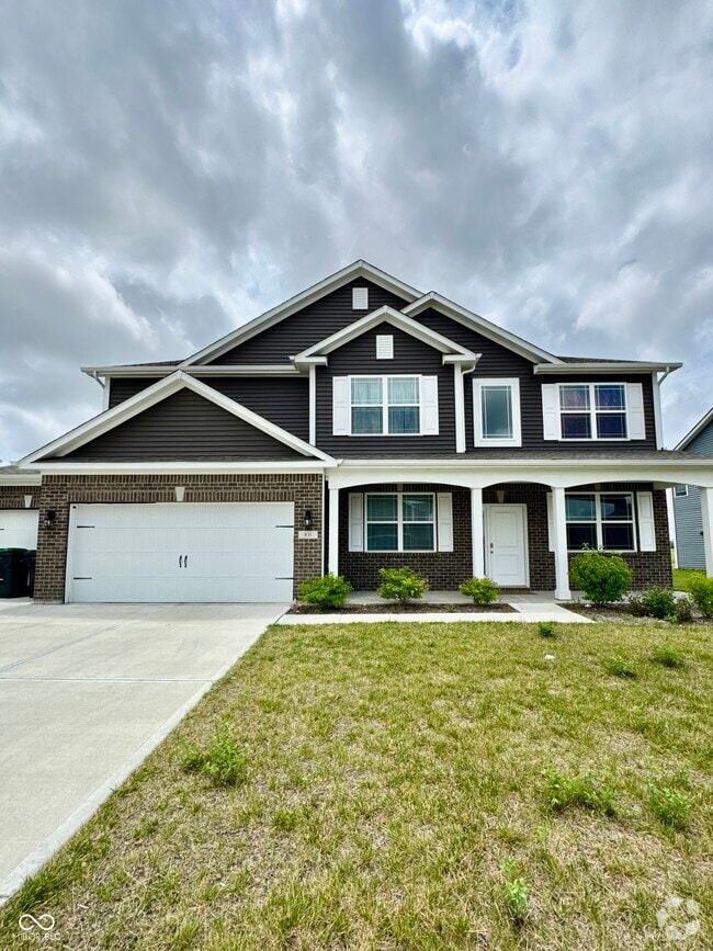 Building Photo - 831 Blaine Dr