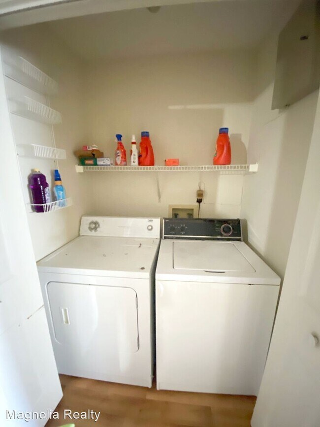 Foto del edificio - 2 br, 2 bath House - 232 Martin Ave