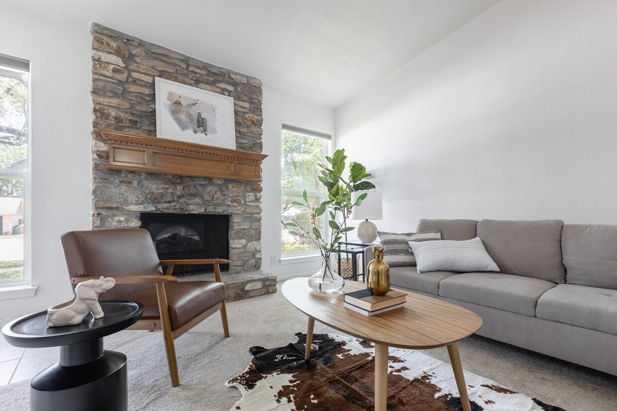 Foto principal - 6601 Scrub Oak Ln