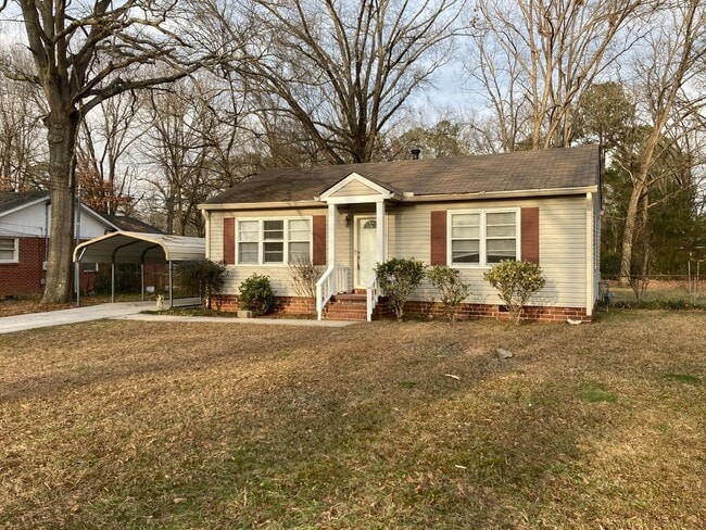 Building Photo - 2/1 Home in Garden Lakes $995.00