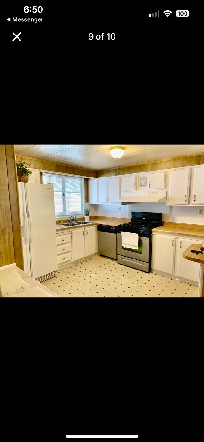 Foto del edificio - 4612 Royal Ridge Blvd