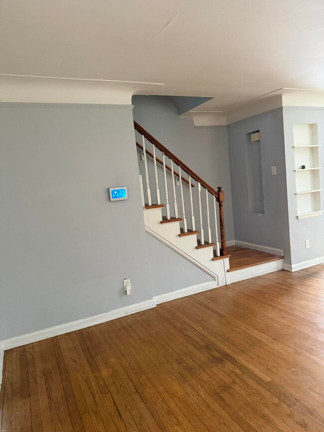 Building Photo - 17510 Wisconsin St