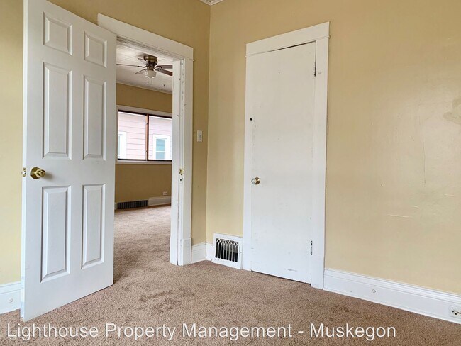 Building Photo - 2 br, 1 bath House - 1693 Beidler
