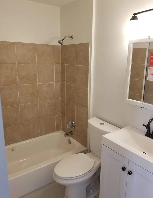 Building Photo - 6785 Finchdale Ct
