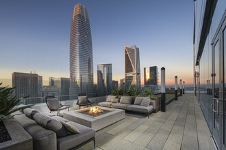 Building Photo - Spera