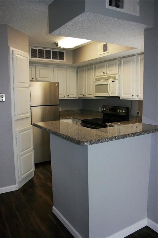 Building Photo - 1712 Baird Farm Cir