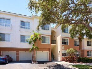 Building Photo - 1108 Myrtlewood Cir E