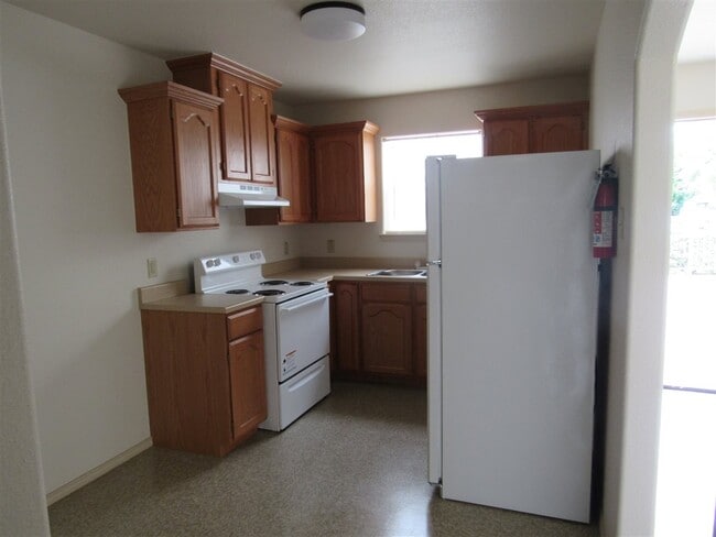 Building Photo - 1804 Juarez Ave