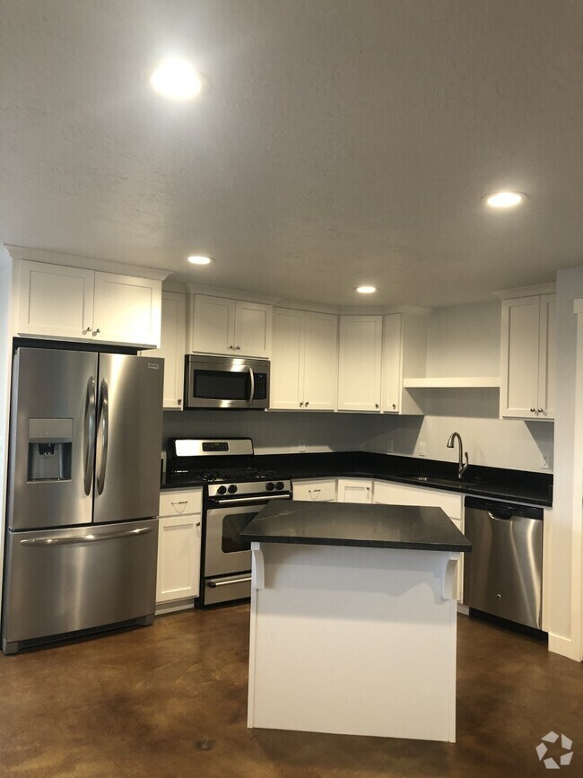 Apartments under 1,300 in Lehi UT 4 Rentals