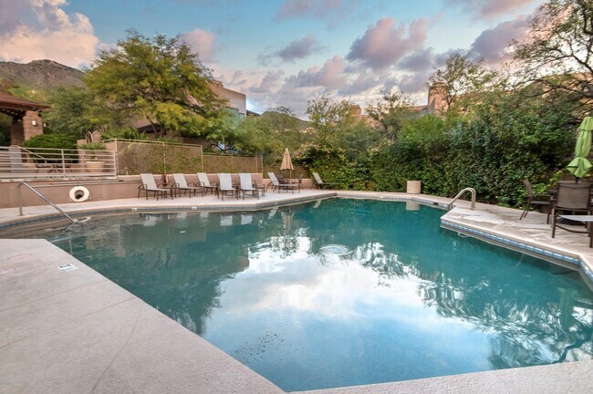 pool - 6655 N Canyon Crest Dr