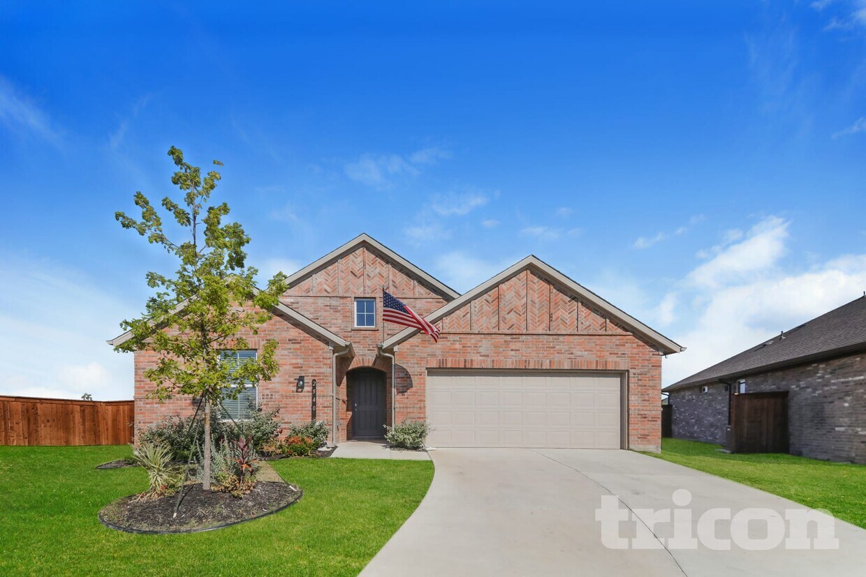 Primary Photo - 2540 Perkinsview Pl