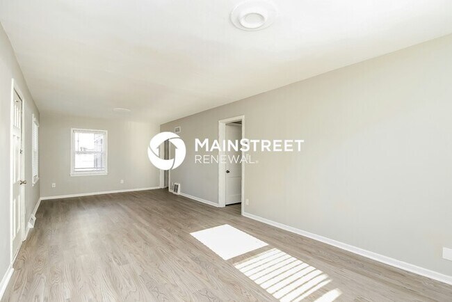 Building Photo - 3 Bedroom Pet-Friendly Home in Kansas City, MO with Main Street Renewal