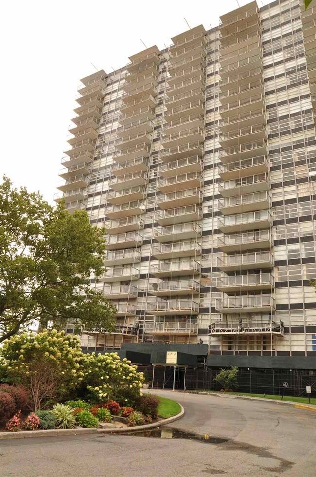 6050 Boulevard E, West New York, NJ 07093 House for Rent in West New