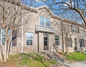 Building Photo - 248 N De Villiers St