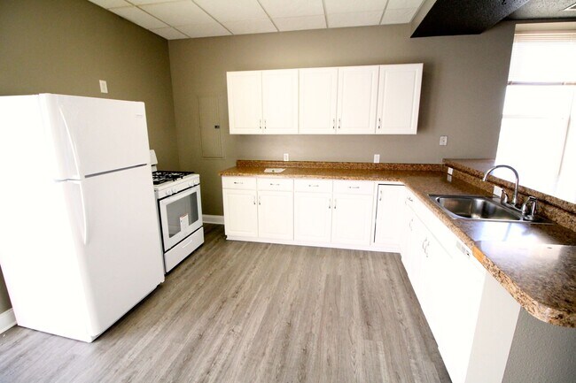Foto del edificio - 1115 W 3rd St
