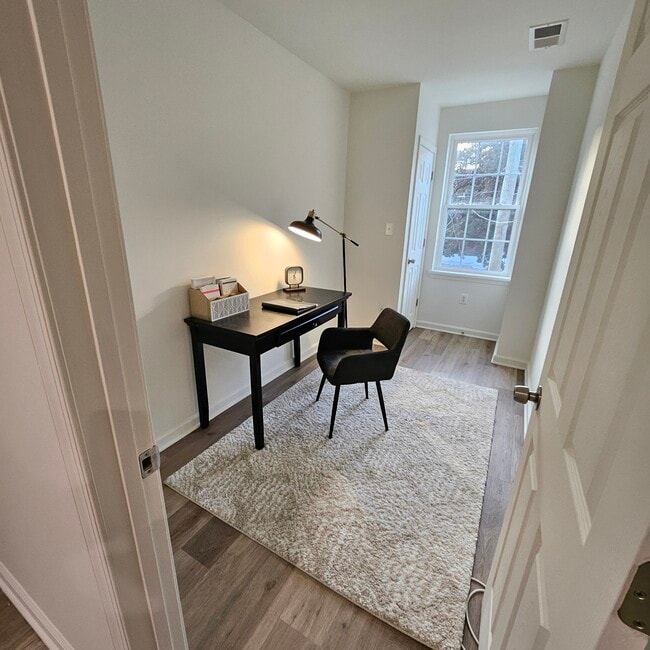 Photo - 16th Street SE Apartment