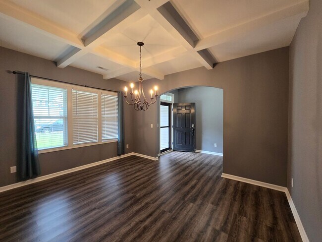 Foto del edificio - 3712 Badin Lake Ln