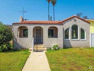 Building Photo - 723 W Doran St