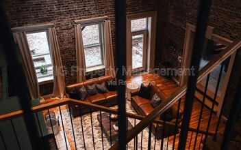 Building Photo - 415 W Depot Ave