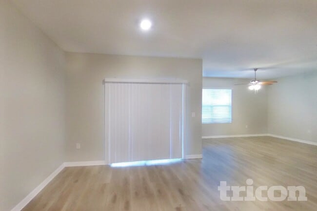 Building Photo - 5994 Churchill Square Way