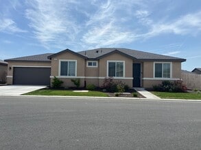 Building Photo - 3731 W Nellis Ave