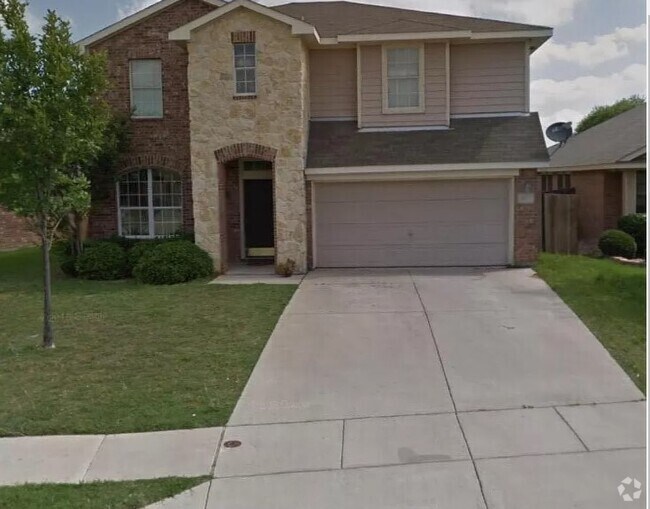 Handley Apartments for Rent with Extra Storage Fort Worth, TX 1