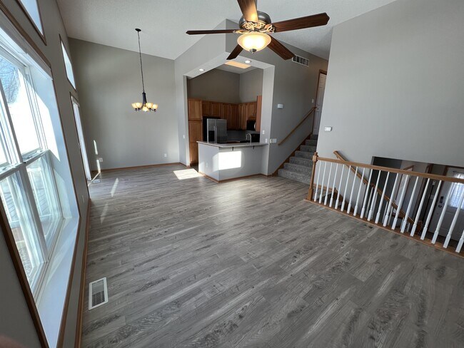 Foto del edificio - 10670 Ironwood Pkwy