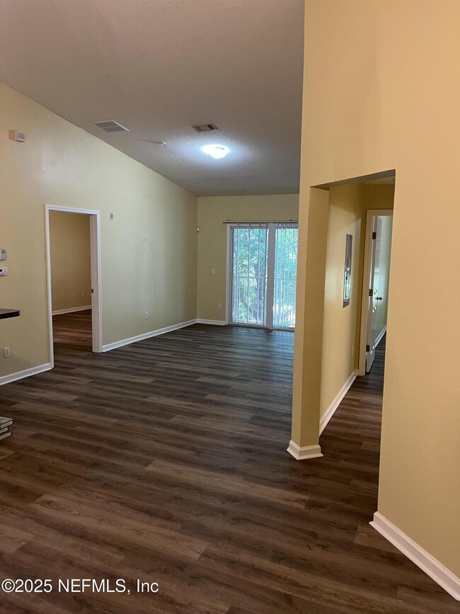 Building Photo - 3670 Kirkpatrick Cir
