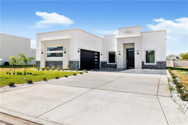 Foto del edificio - 1708 Villa Centenario Dr