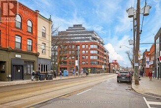 Building Photo - 5 Lakeview Ave