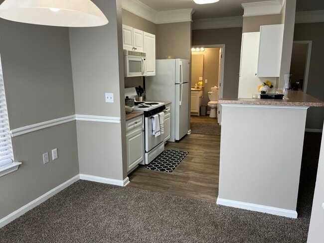 Kitchen - The Marlowe