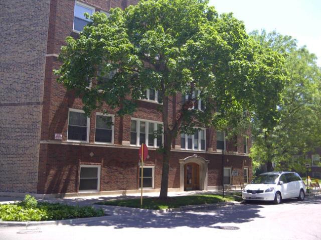 Primary Photo - 1644 W Fargo Ave