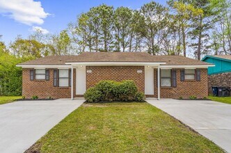 Building Photo - 127 Cedar Grove Dr