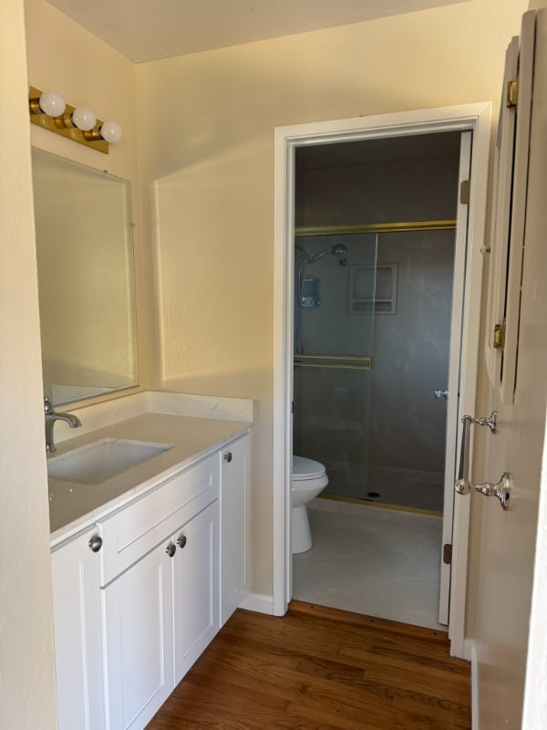 Foto del edificio - 1169 Flying Fish St