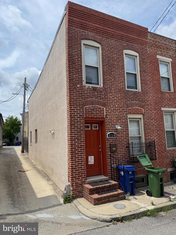Foto principal - 230 S Duncan St