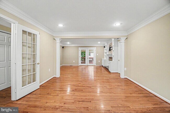 Foto del edificio - 16200 Edgewood Dr