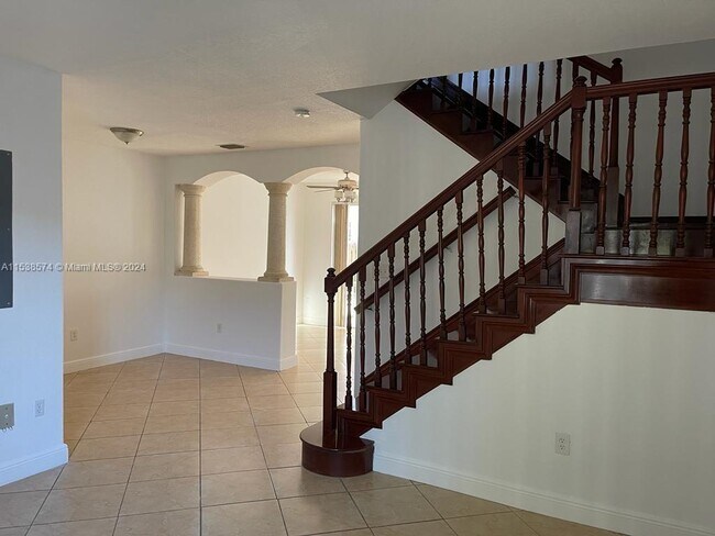 Building Photo - 7357 NW 174th Terrace