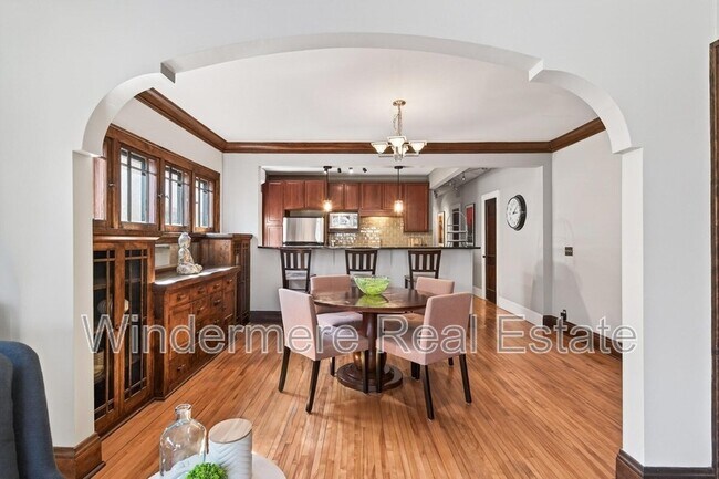 Foto del edificio - 3542 Emerson Ave S