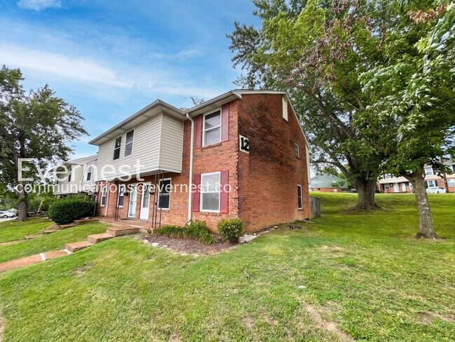 Foto del edificio - 5510 Country Dr